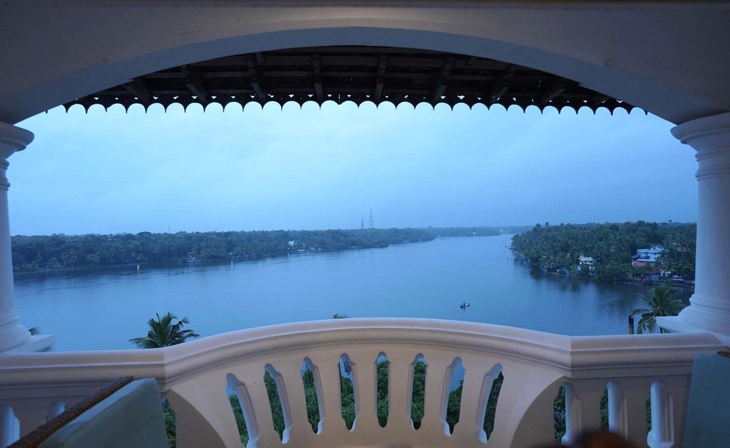 The Leela Ashtamudi, A Raviz सहारा Kollam