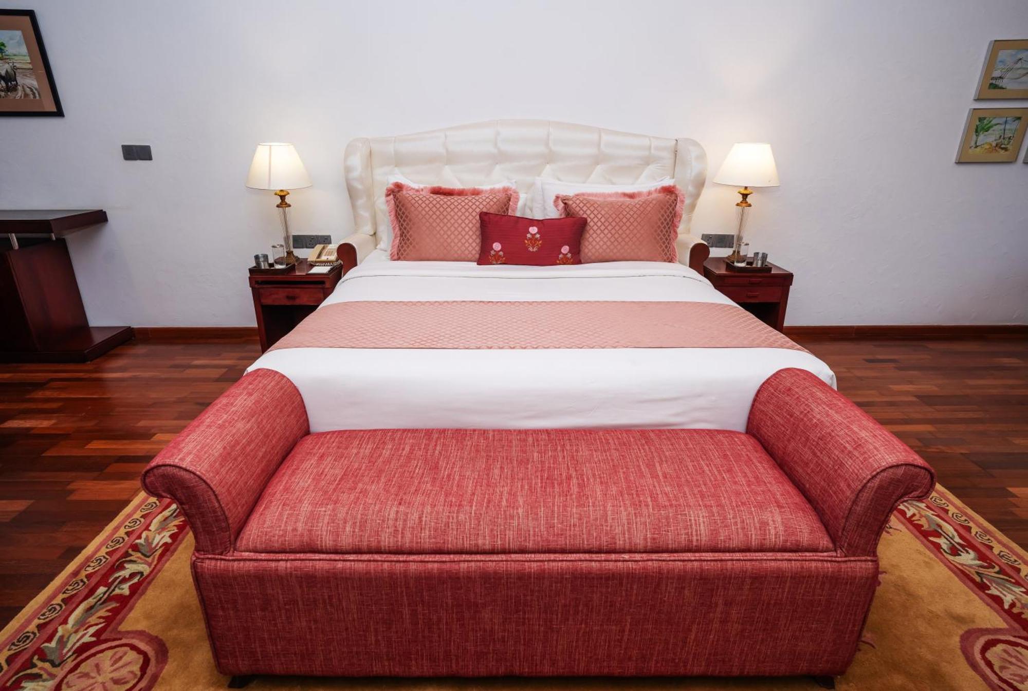 सहारा The Leela Ashtamudi, A Raviz 5*