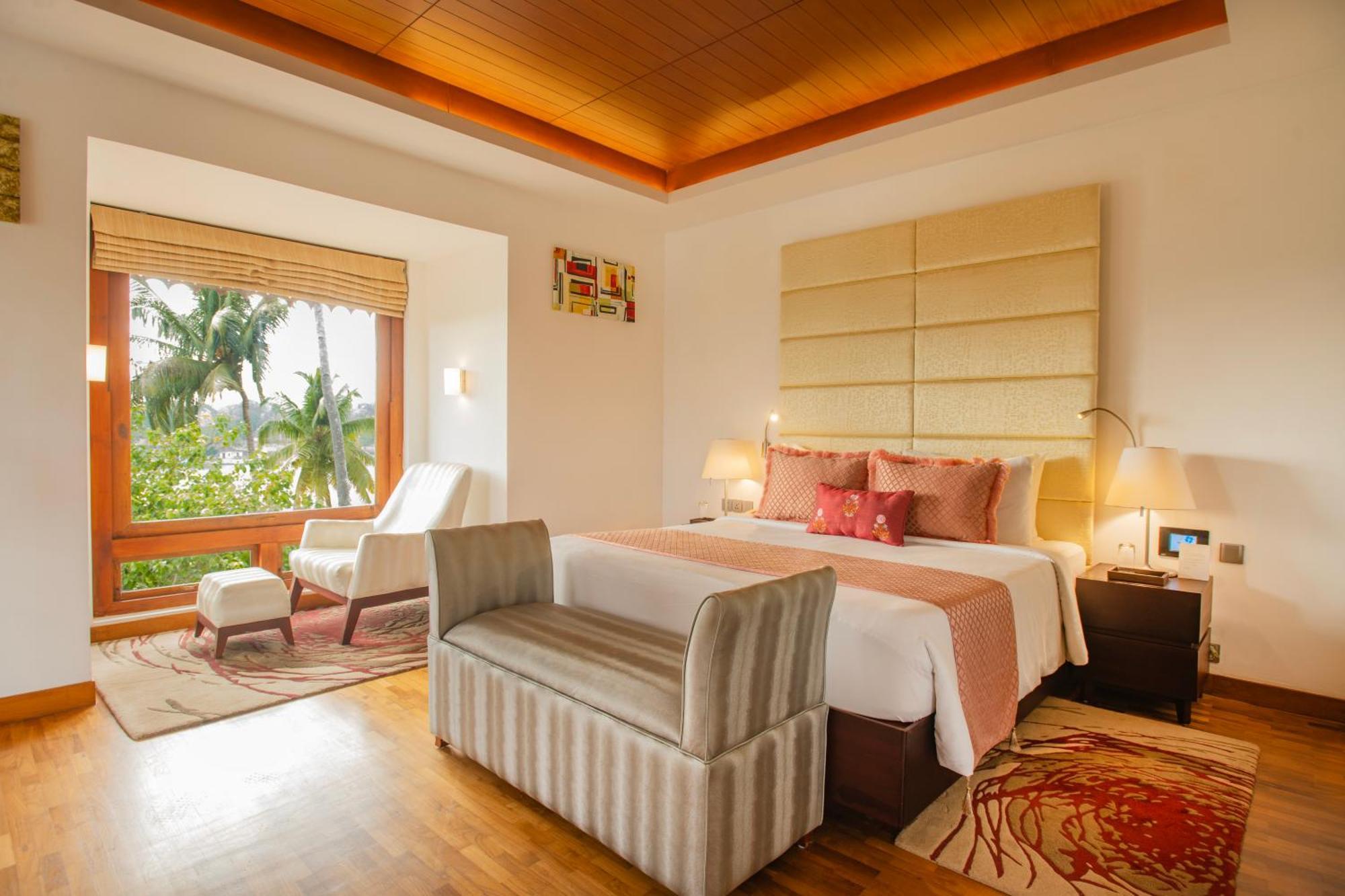 सहारा The Leela Ashtamudi, A Raviz 5*