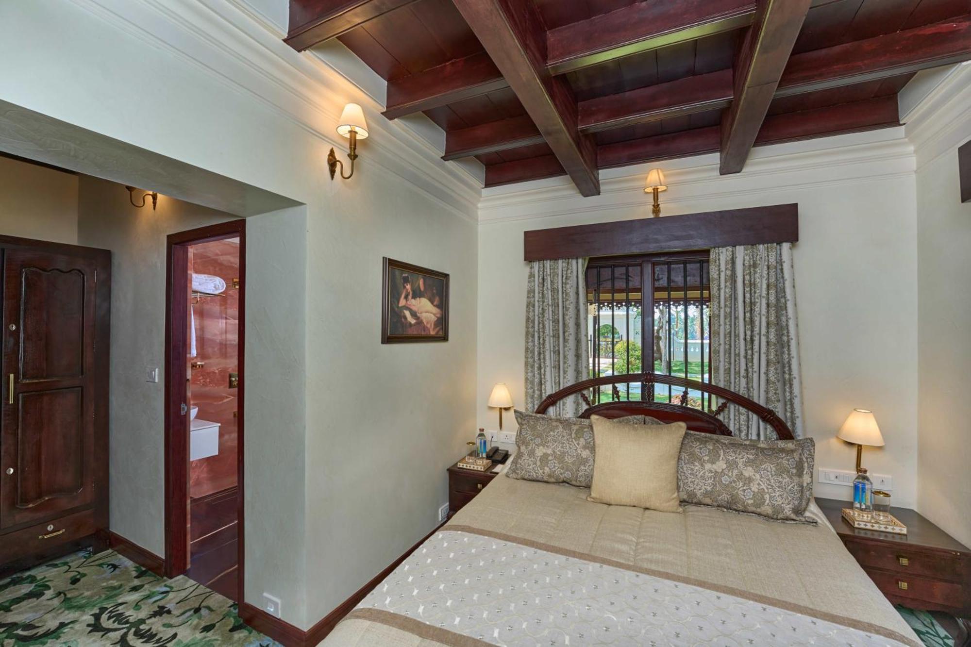 सहारा The Leela Ashtamudi, A Raviz 5*